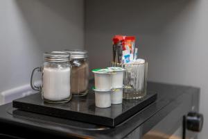 Modern Apartment Free Off Road Parking King Room Suite 10