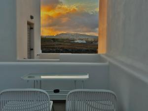 Montrez Studio Santorini