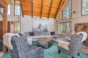 Sky Chalet