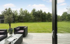 Amazing Home In Væggerløse With Kitchen