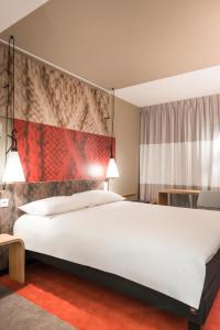 Hotels Ibis Villefranche Sur Saone : Chambre Double Standard