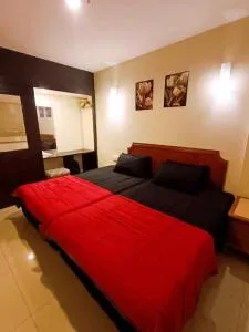 Marina HOMESTAY JETI LUMUT MANJUNG - Kampong Batu Gajah