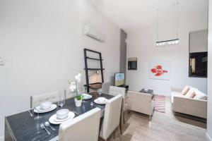 South Brisbane 2B2B Apt&Parking M6