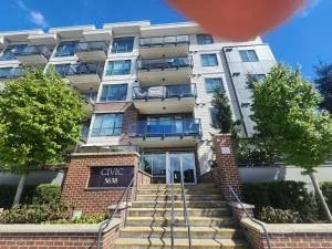 Comfort for 2 at the Civic - Ленглі