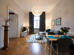 LikeHome Apartment 