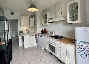 Appartements Superbe, 3 chambres, au calme, parkings : photos des chambres