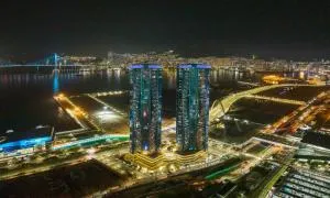 Busan Station BOOKING THE BAY - Ch'oryang-jong