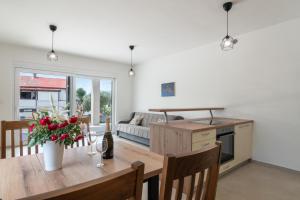 CROWONDER Apartaments Mia 