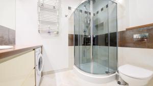 Wojska Polskiego, Sun & Snow