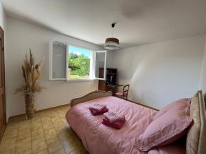 Villa avec piscine et vue somptueuse