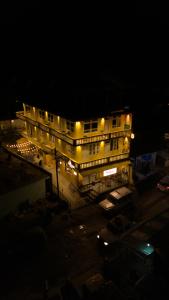 Whoopers Hostel Jibhi