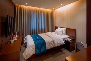 Namsan Hill Hotel