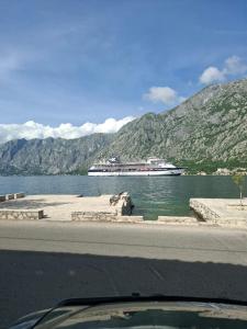 Apartman Lazovic Prcanj