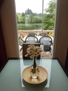 Campings Camping Mayet-de-Montagne : photos des chambres