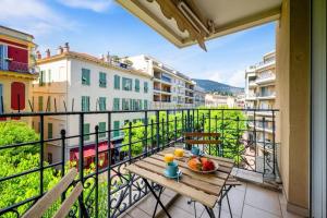 Victoria Beach - Charmant studio hyper centre ville de Menton - Mer au pied de limmeuble