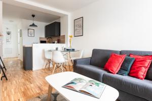 Elegant Studio for 2 - Very close to huge Parc