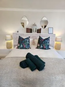 Haus Merwe Self Catering - Sir Lowry Pass