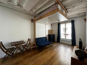 Paris 10e Sainte Marthe Canal Saint Martin 23m2