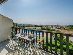 Apartment Les Eaux Vives 1 & 2-2 by Interhome - 滨海圣皮埃尔