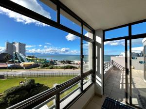 Coastal Hospitality - De Valle 43