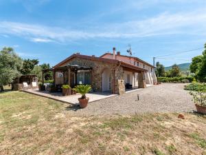 Holiday Home Il Mondanespole by Interhome