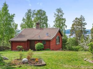 Holiday Home Alice by Interhome