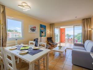 Apartment Les Rivages des Issambres-4 by Interhome