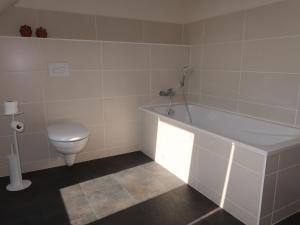 Maisons de vacances Holiday Home Cremiou Beach by Interhome : photos des chambres