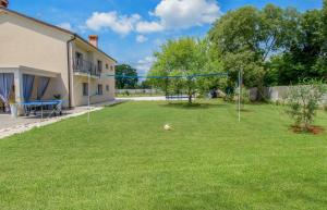 Villa Ondine with 3 bedrooms in Istrien