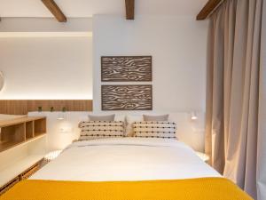 1ª linea de playa, estudio nuevo para pareja