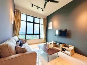 D'Summit Suite by Luxecocoo CK Kempas Setia Tropika - Kempas