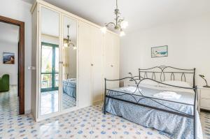 Sicily Beachside Apartment One Minute to the Shore