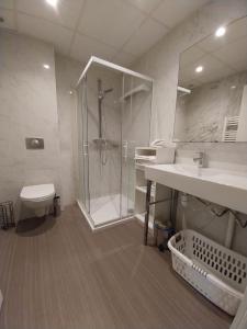 Appart'hotels ROYAL LUCHON : photos des chambres