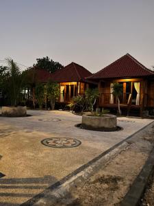 Mangrove Beach Hut - 3hvězdičkové hotely ve městě Nusa Lembongan