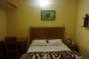 Hill Side Homestay Silkoti