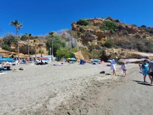 Studio type Loft Malaga gare de trains et plage