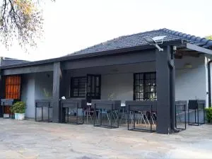 Aqua Guest House - Sandown