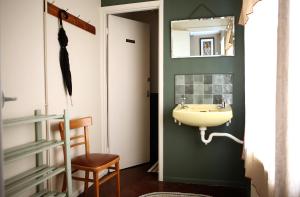 Convenient and stylish cottage