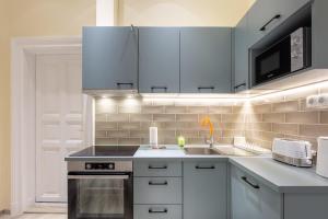 R62A Rottenbiller Apartment