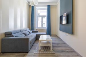 R62A Rottenbiller Apartment