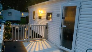 WL56 - FREE WIFI -Amazing Cosy Three Bedroom Mobile Home with DECKING Haggerston CASTLE Holiday Park - ENTERTAINMENT PASSES NOT INCLUDED!