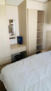 WL56 - FREE WIFI -Amazing Cosy Three Bedroom Mobile Home with DECKING Haggerston CASTLE Holiday Park - ENTERTAINMENT PASSES NOT INCLUDED!