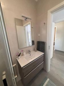 Stylish Nazaré Near Beach Oasis