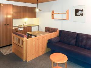 Studio Résidence Dixence-3 by Interhome