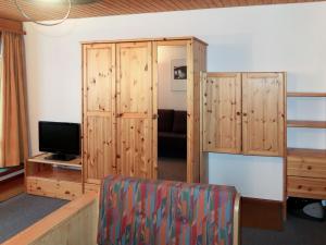 Studio Résidence Dixence-3 by Interhome