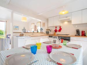 Chalets Chalet Les Hortensias by Interhome : photos des chambres