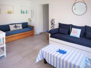 Maisons de vacances Holiday Home Mon Poussin by Interhome : photos des chambres