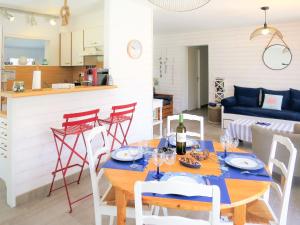 Maisons de vacances Holiday Home Mon Poussin by Interhome : photos des chambres