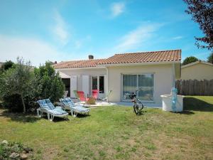 Maisons de vacances Holiday Home Mon Poussin by Interhome : photos des chambres