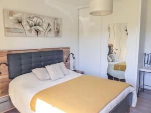 Maisons de vacances Holiday Home Les Camelias by Interhome : photos des chambres
